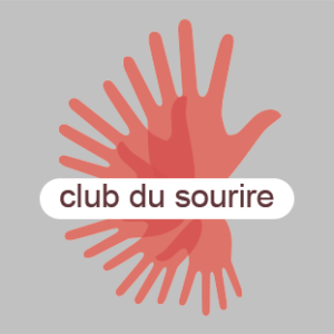 Logo club du sourire (fond gris c1c1c1)